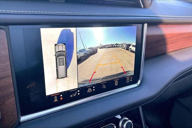 Used 2024 GMC Yukon XL Denali Ultimate image 13