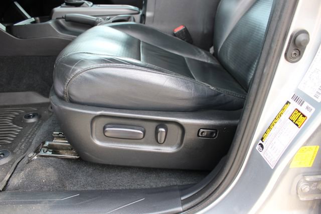 Used 2020 Toyota Tacoma TRD Sport w/ TRD Premium Sport Package image 31