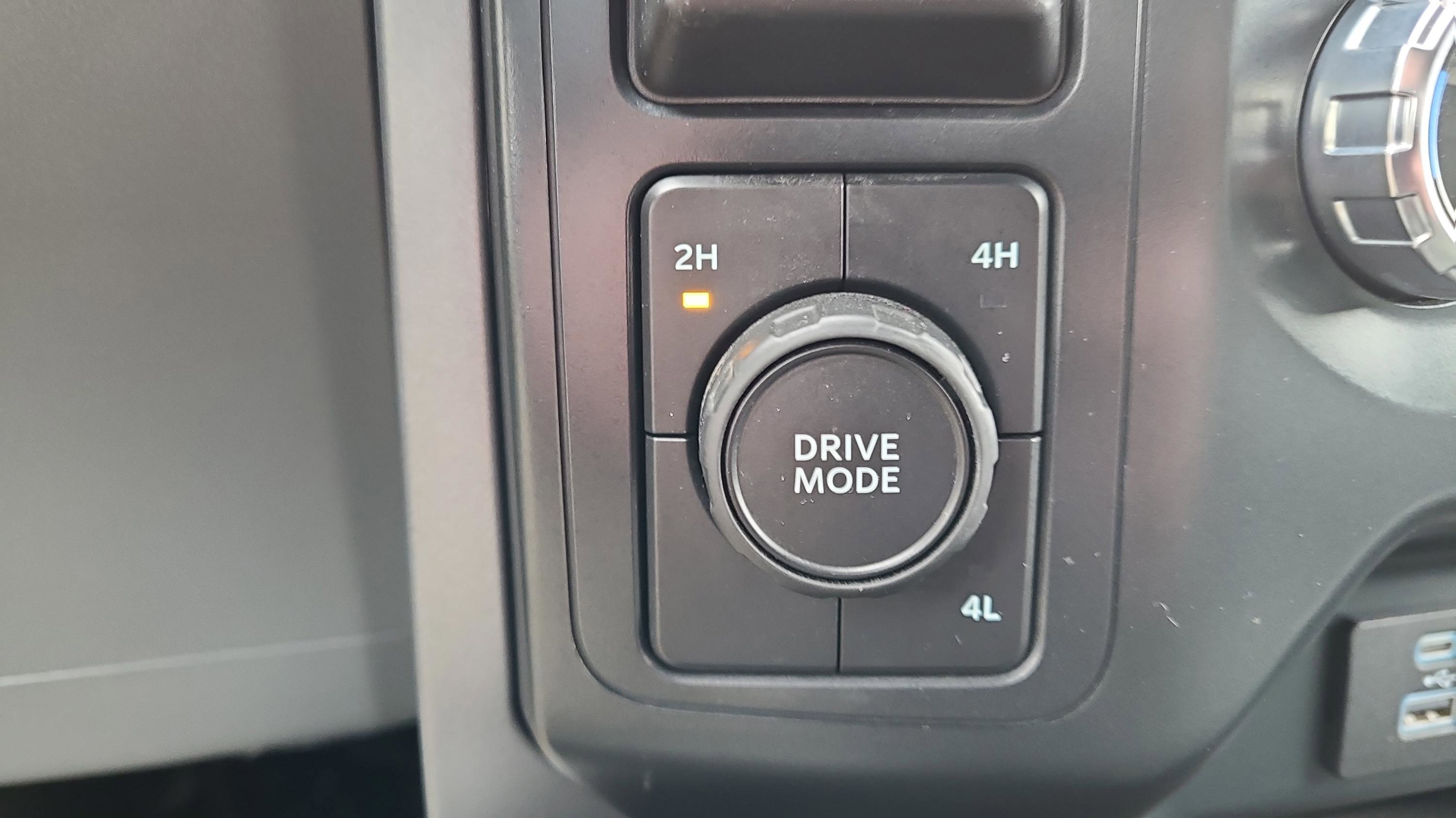 Used 2022 Ford F150 XLT w/ Equipment Group 301A Mid AWD/4WD image 23