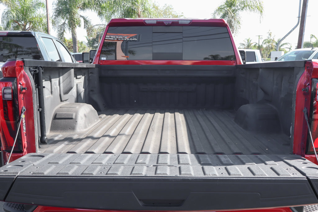 Used 2024 GMC Sierra 3500 Denali w/ Denali Reserve Package AWD/4WD image 8