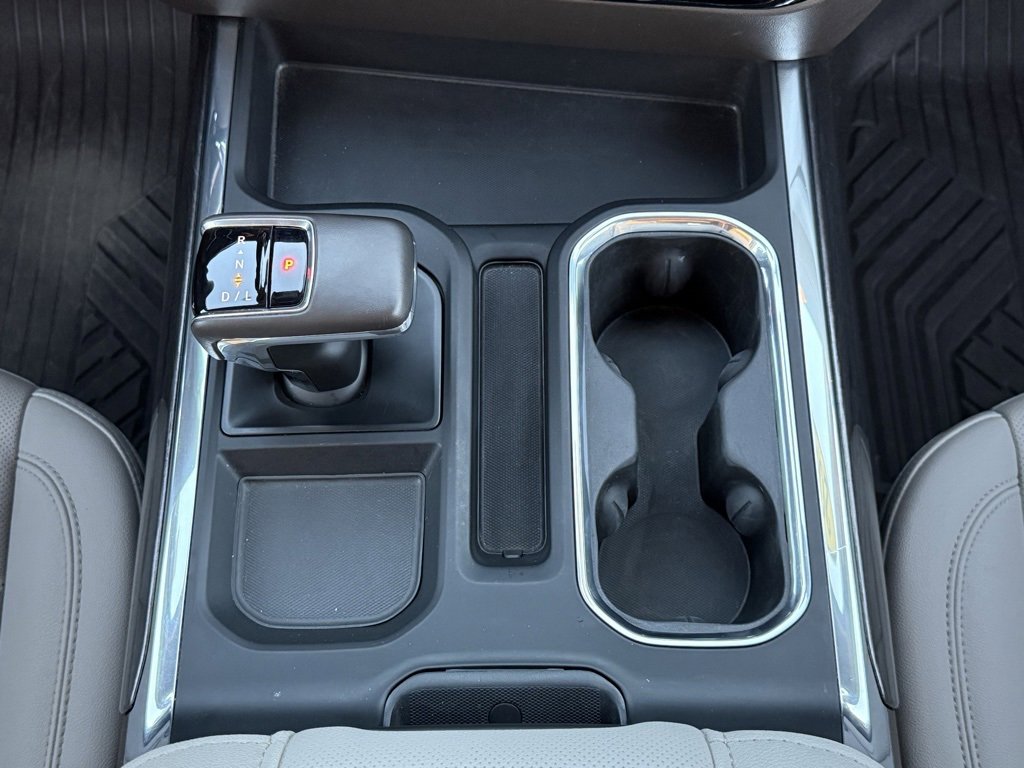 Used 2025 Chevrolet Silverado 1500 LTZ w/ LTZ Premium Package image 27