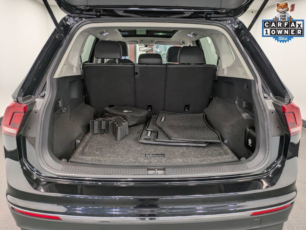 Used 2021 Volkswagen Tiguan SE w/ Panoramic Sunroof Package AWD/4WD image 25