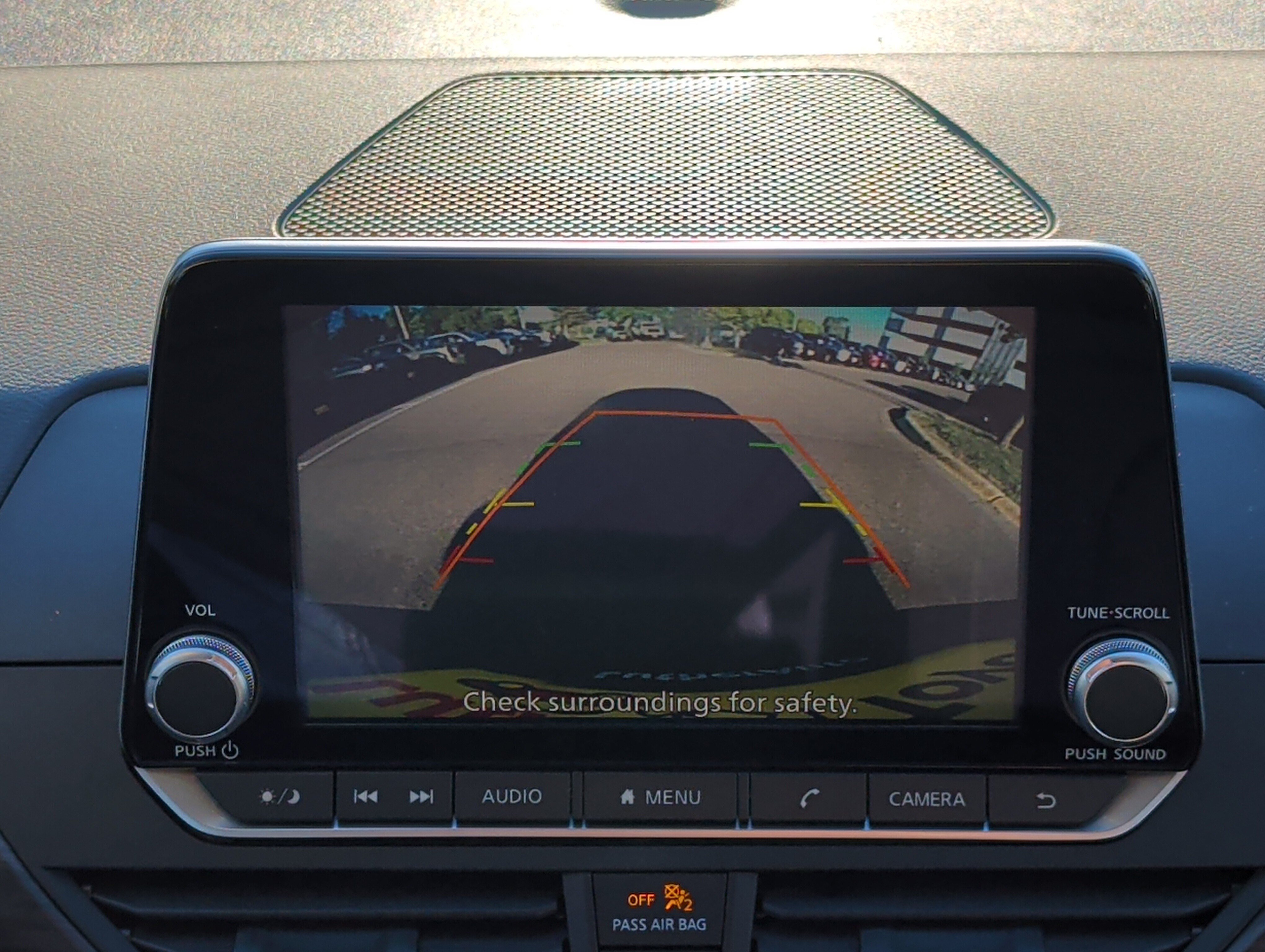 Used 2025 Nissan Altima 2.5 SV FWD image 33