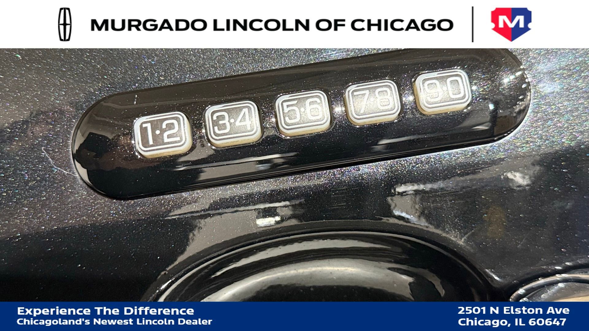 Used 2013 Lincoln MKX AWD image 19