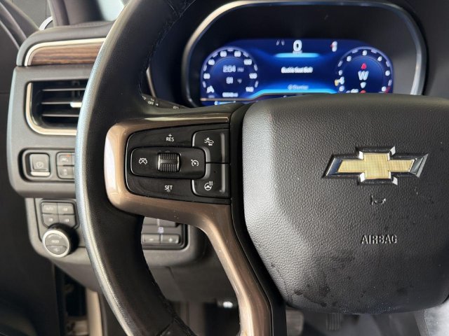Used 2024 Chevrolet Suburban High Country AWD/4WD image 14