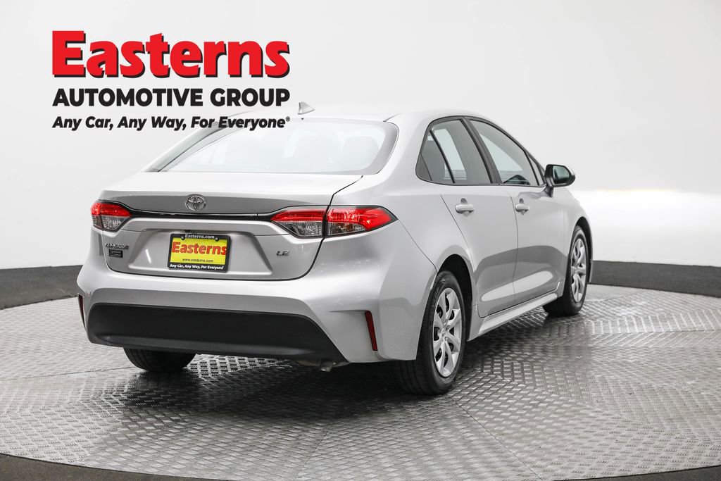 Used 2023 Toyota Corolla LE image 5