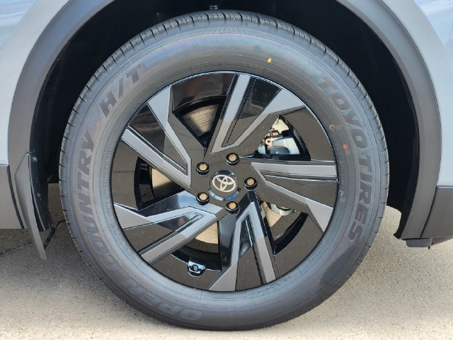 New 2026 Toyota C-HR AWD/4WD image 9