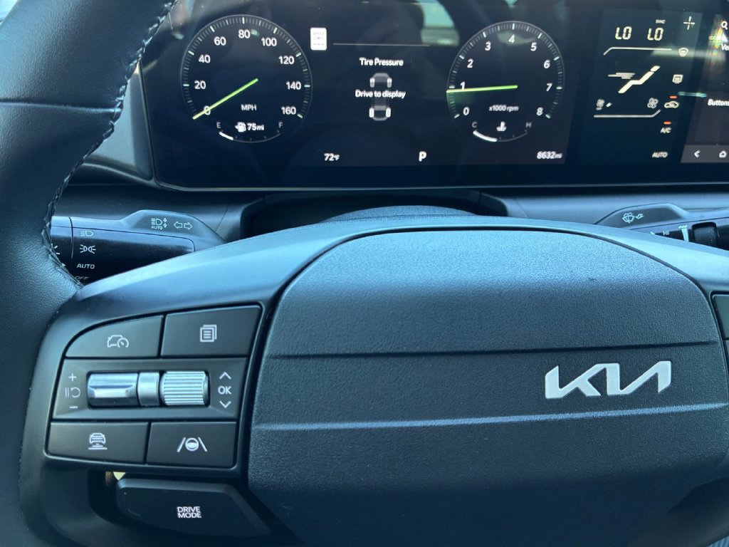 Used 2025 Kia K4 EX FWD image 11
