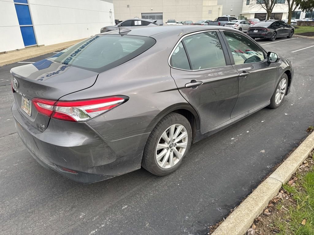 Used 2019 Toyota Camry LE image 5