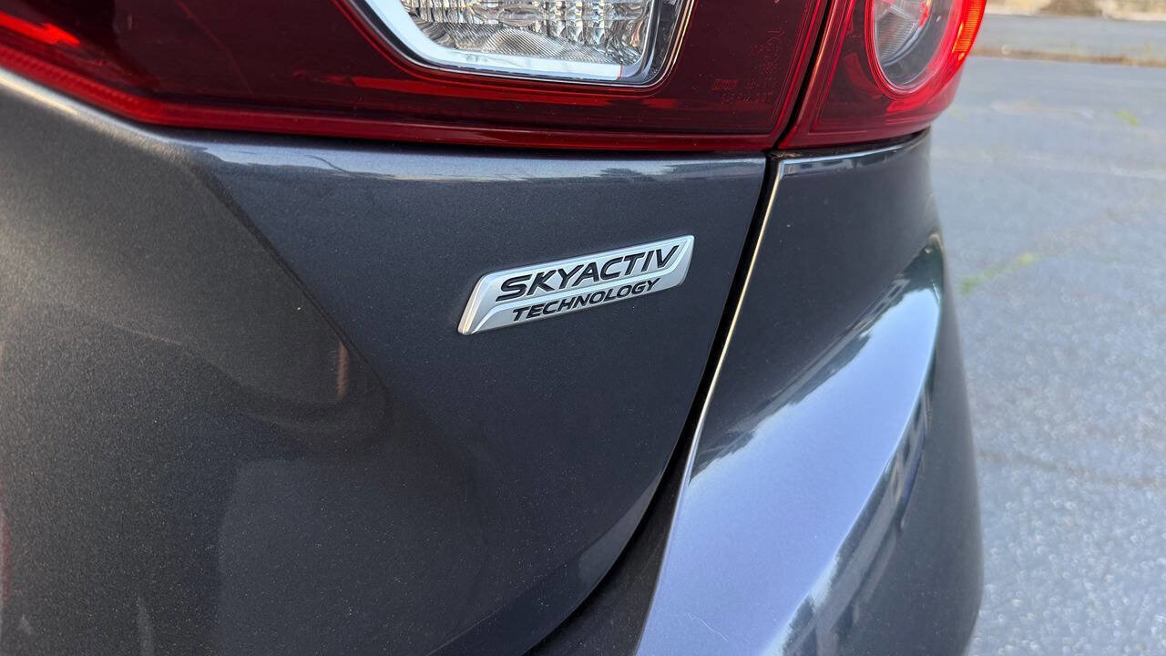 Used 2016 MAZDA MAZDA3 i Sport w/ Preferred Equipment Package FWD image 29