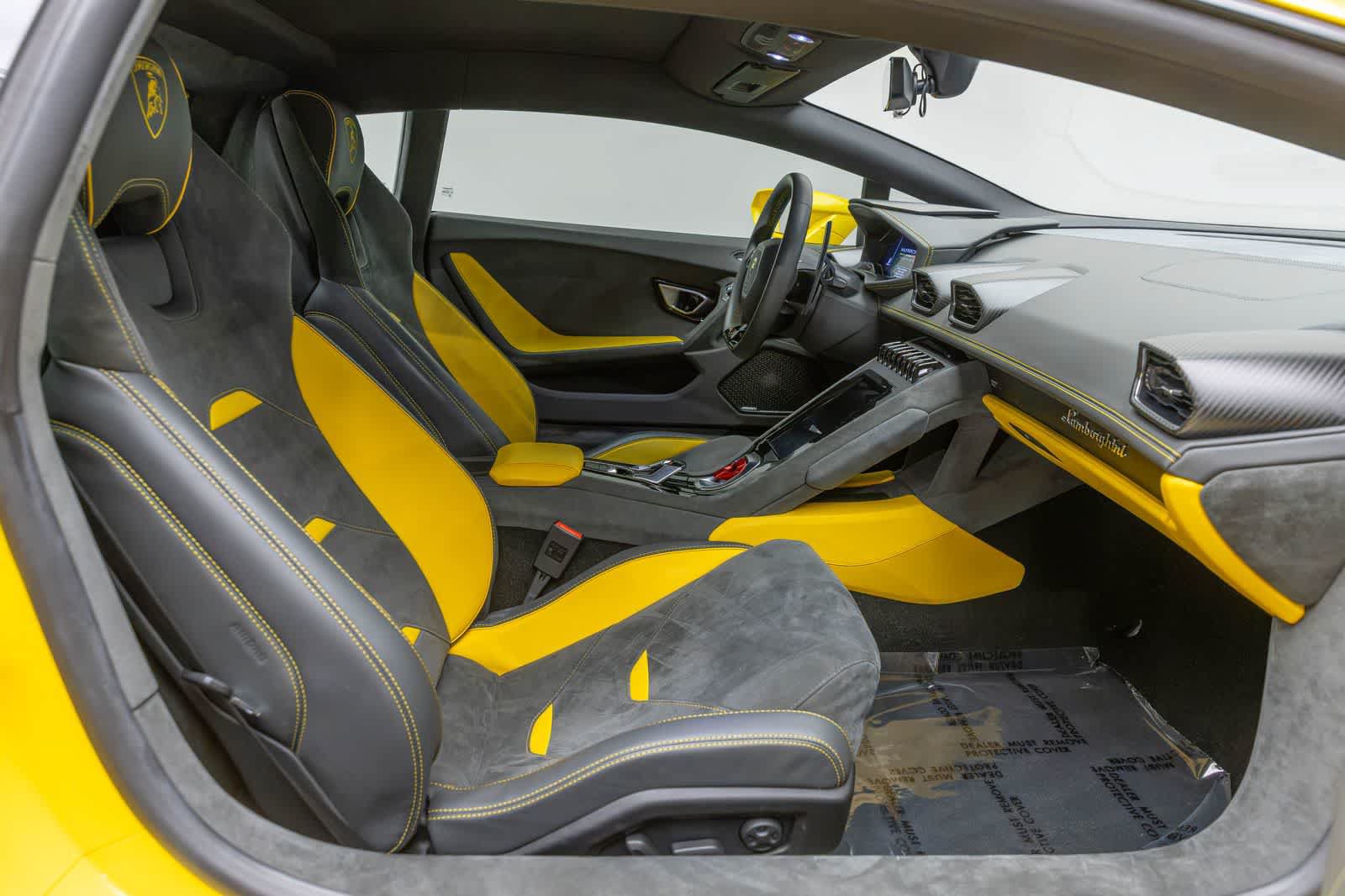 Used 2023 Lamborghini Huracan Tecnica RWD image 10