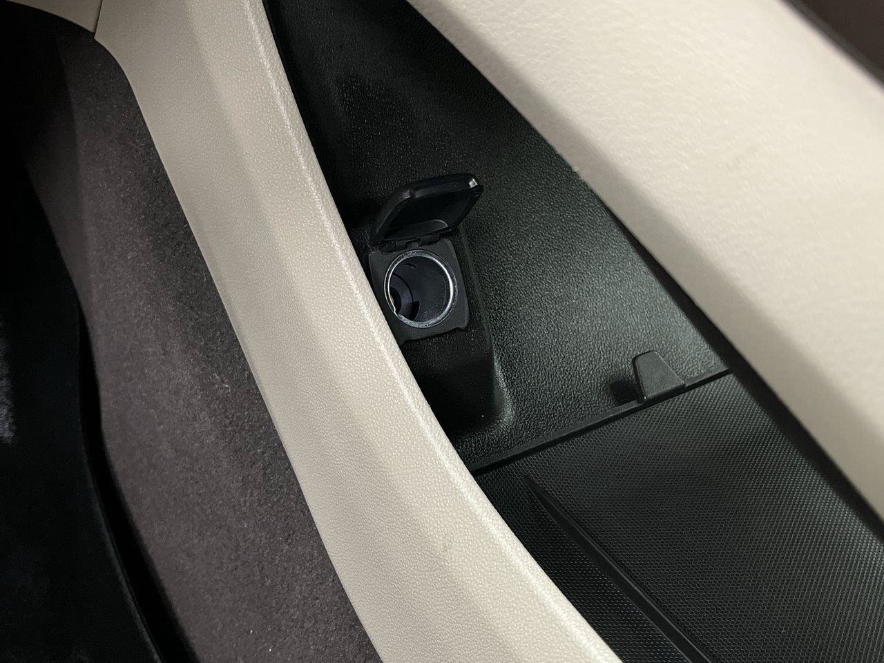 Used 2017 Buick LaCrosse Essence FWD image 22