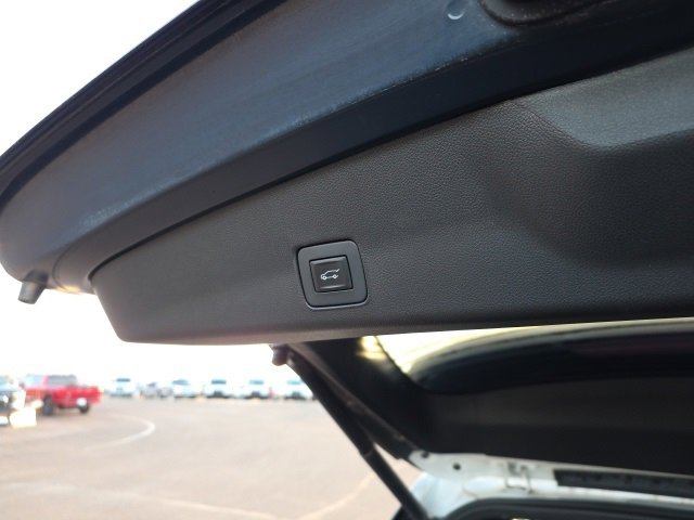 Used 2023 Chevrolet TrailBlazer ACTIV w/ Sun and Liftgate Package image 13