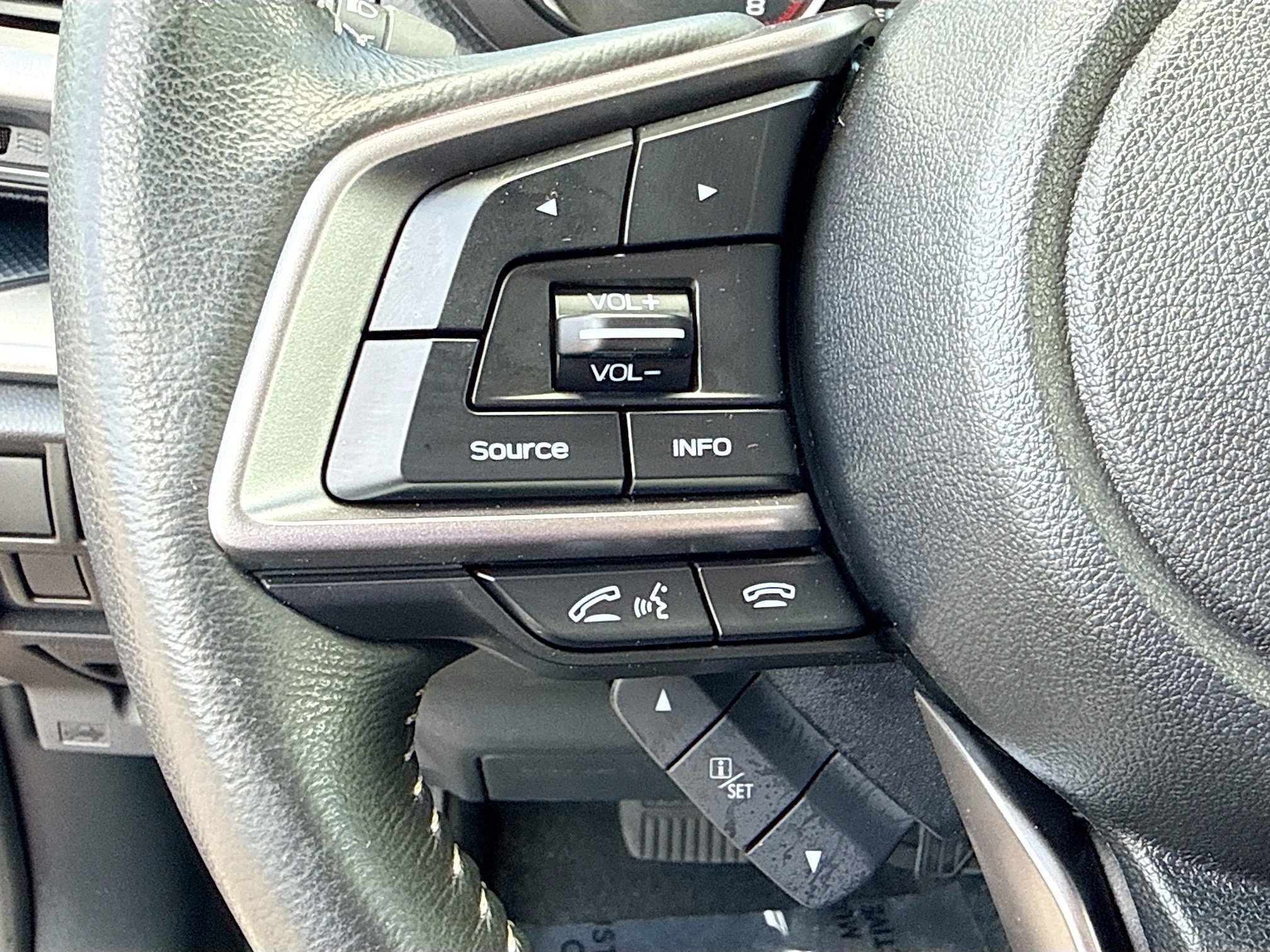 Used 2024 Subaru Forester Premium AWD/4WD image 37