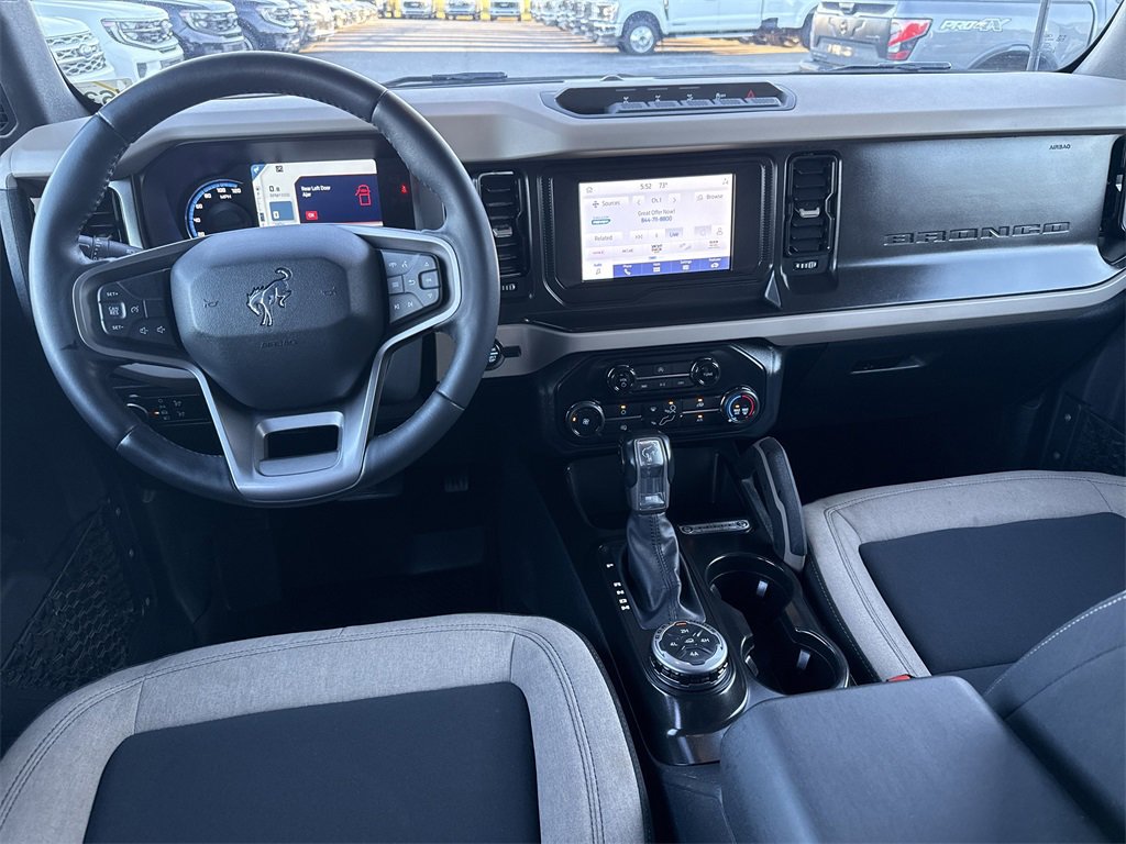 Used 2021 Ford Bronco Big Bend w/ Sasquatch Package image 23