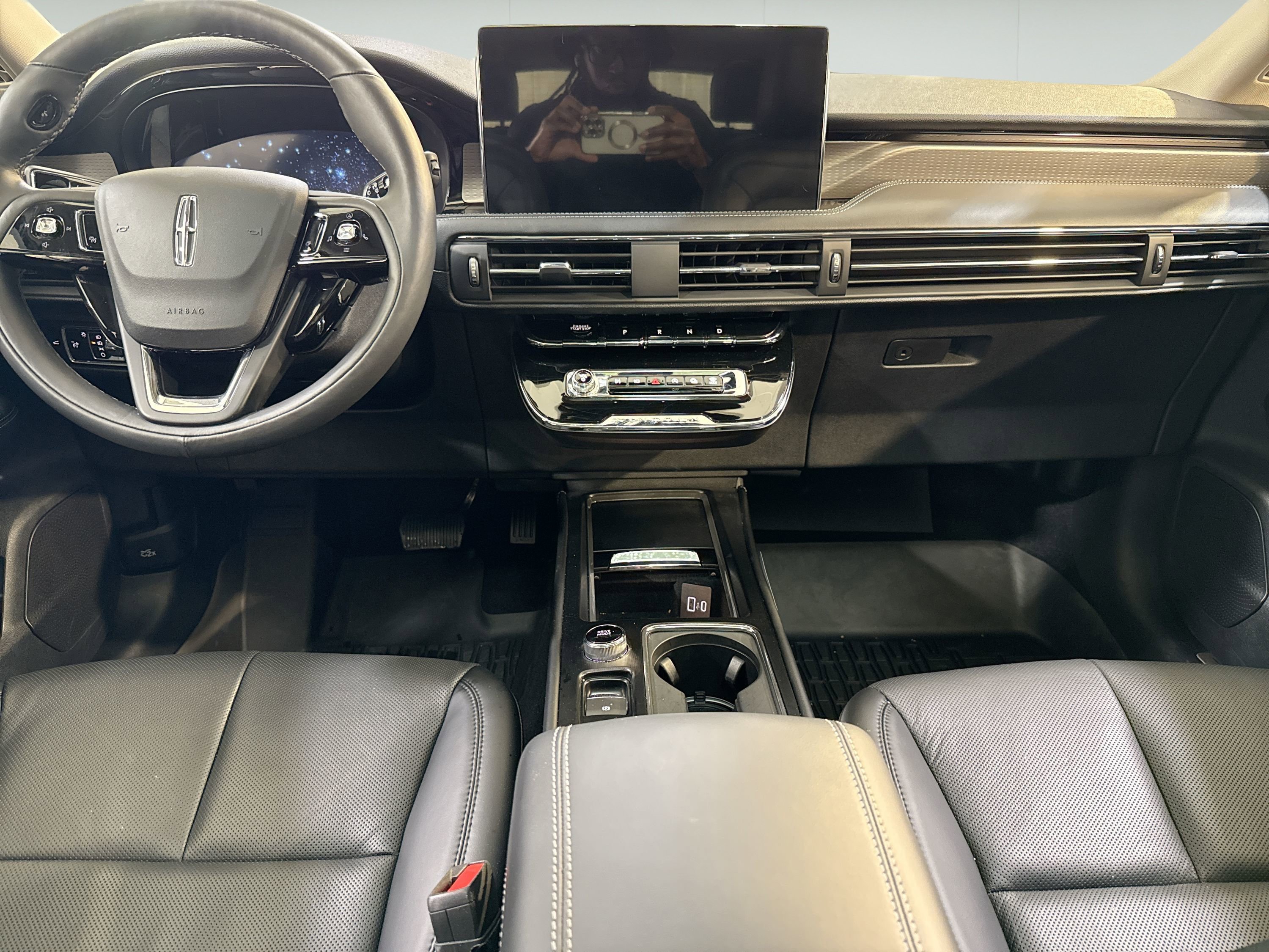 New 2026 Lincoln Corsair Reserve FWD image 22