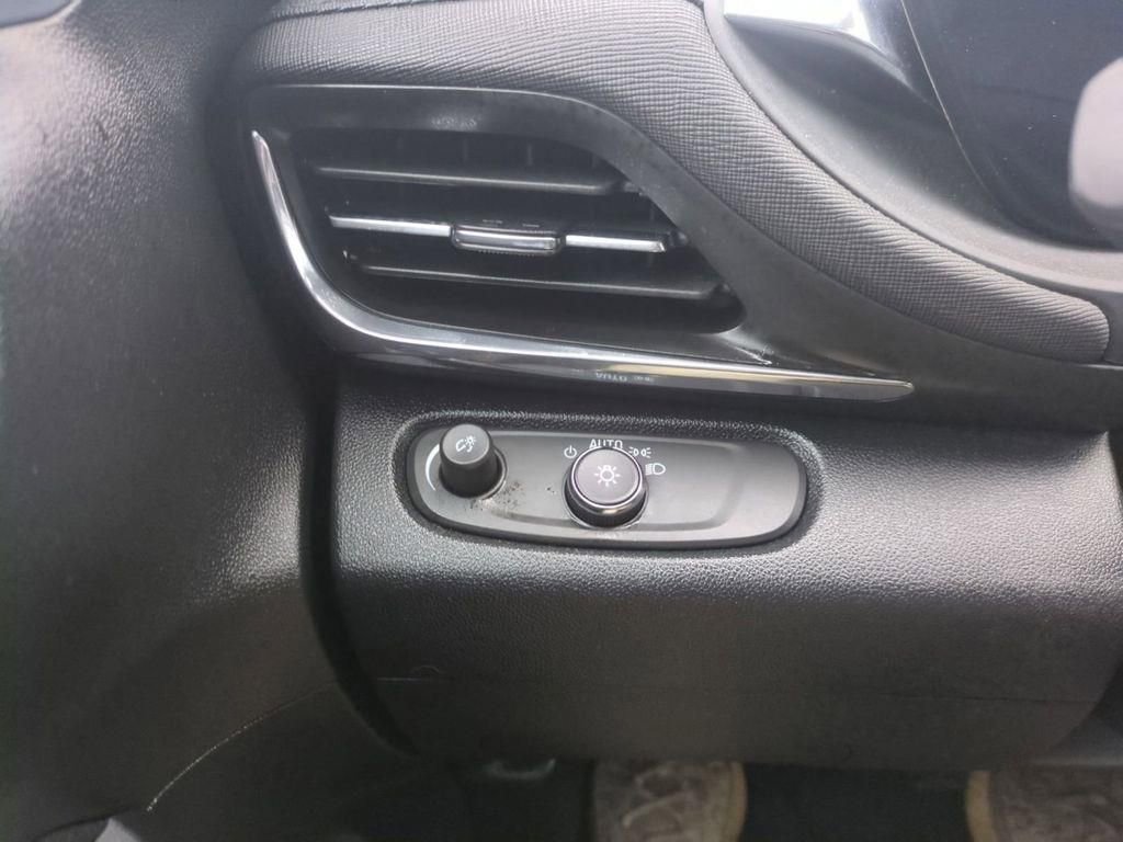 Used 2025 Buick Envista Preferred FWD image 4