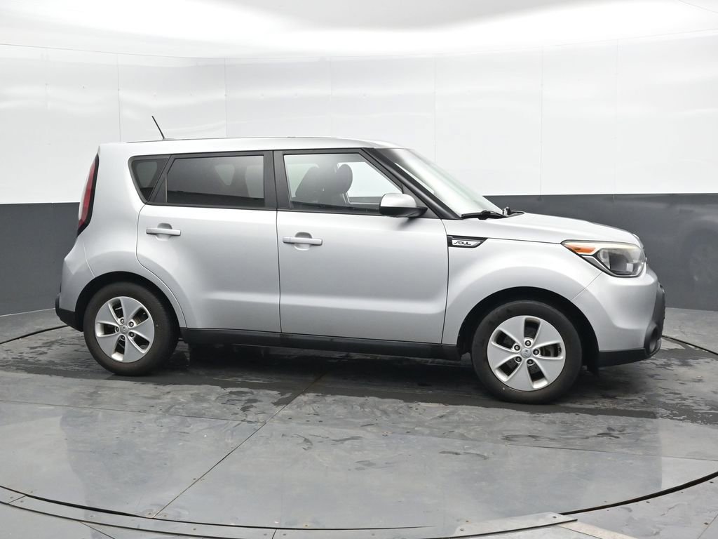 Used 2016 Kia Soul FWD image 3