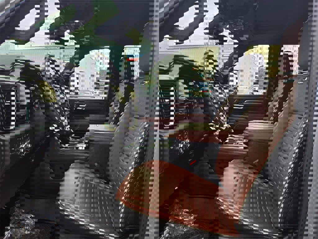 Used 2024 GMC Sierra 2500 Denali Ultimate w/ Max Trailering Package image 12