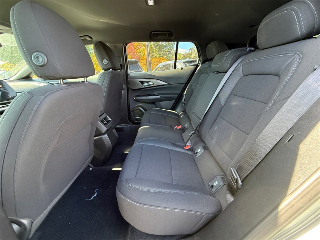 New 2026 Chevrolet Equinox EV LT w/ Midnight Package image 21