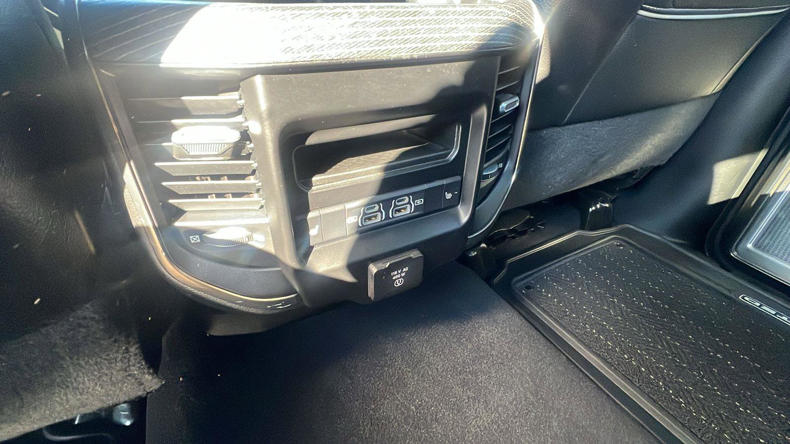 Used 2021 RAM 2500 Limited image 24