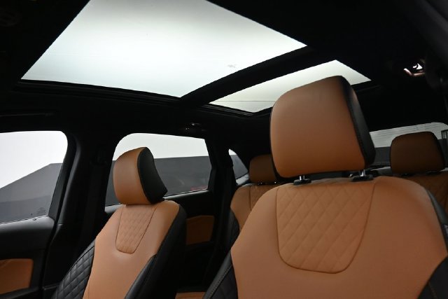 Certified 2024 Ford Edge Titanium w/ Titanium Elite Package AWD/4WD image 11