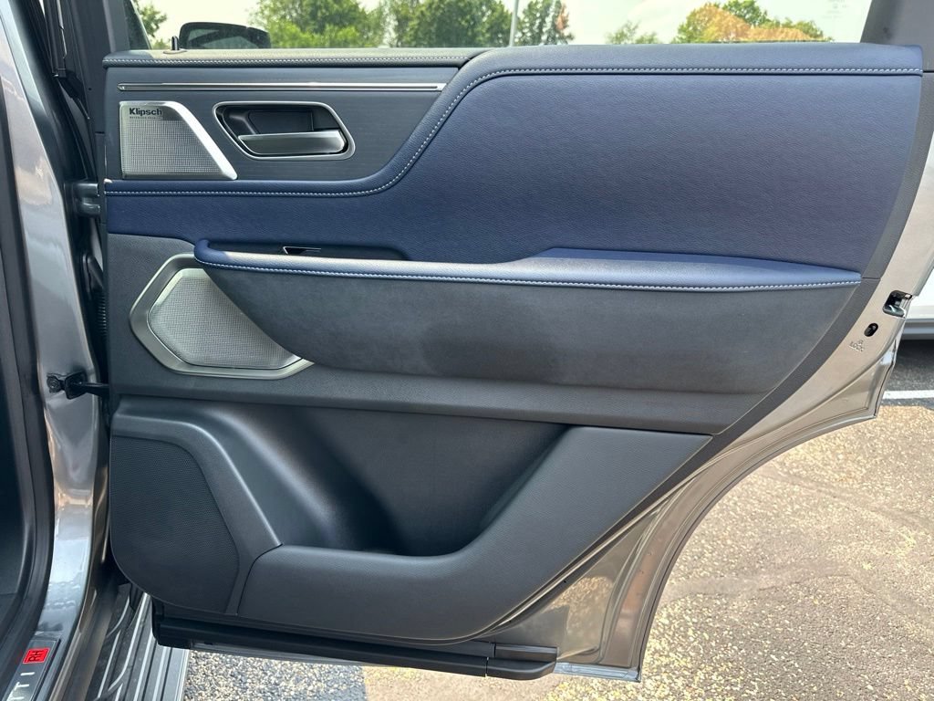New 2027 INFINITI QX80 Sensory AWD/4WD image 21