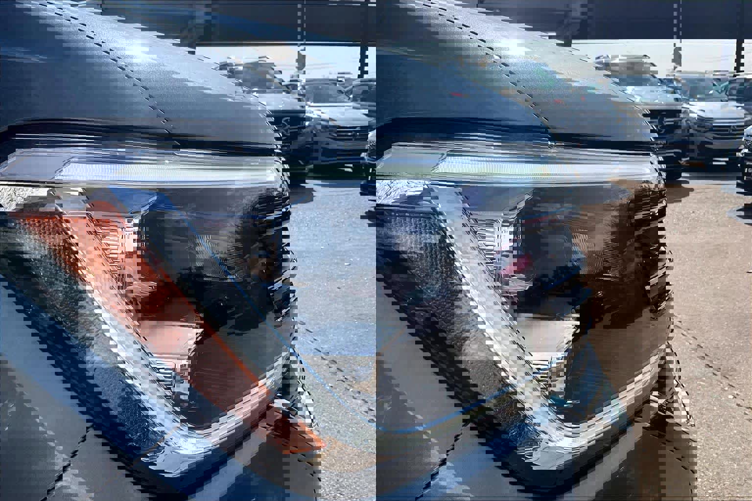 Used 2025 Volkswagen Atlas Cross Sport SE image 25