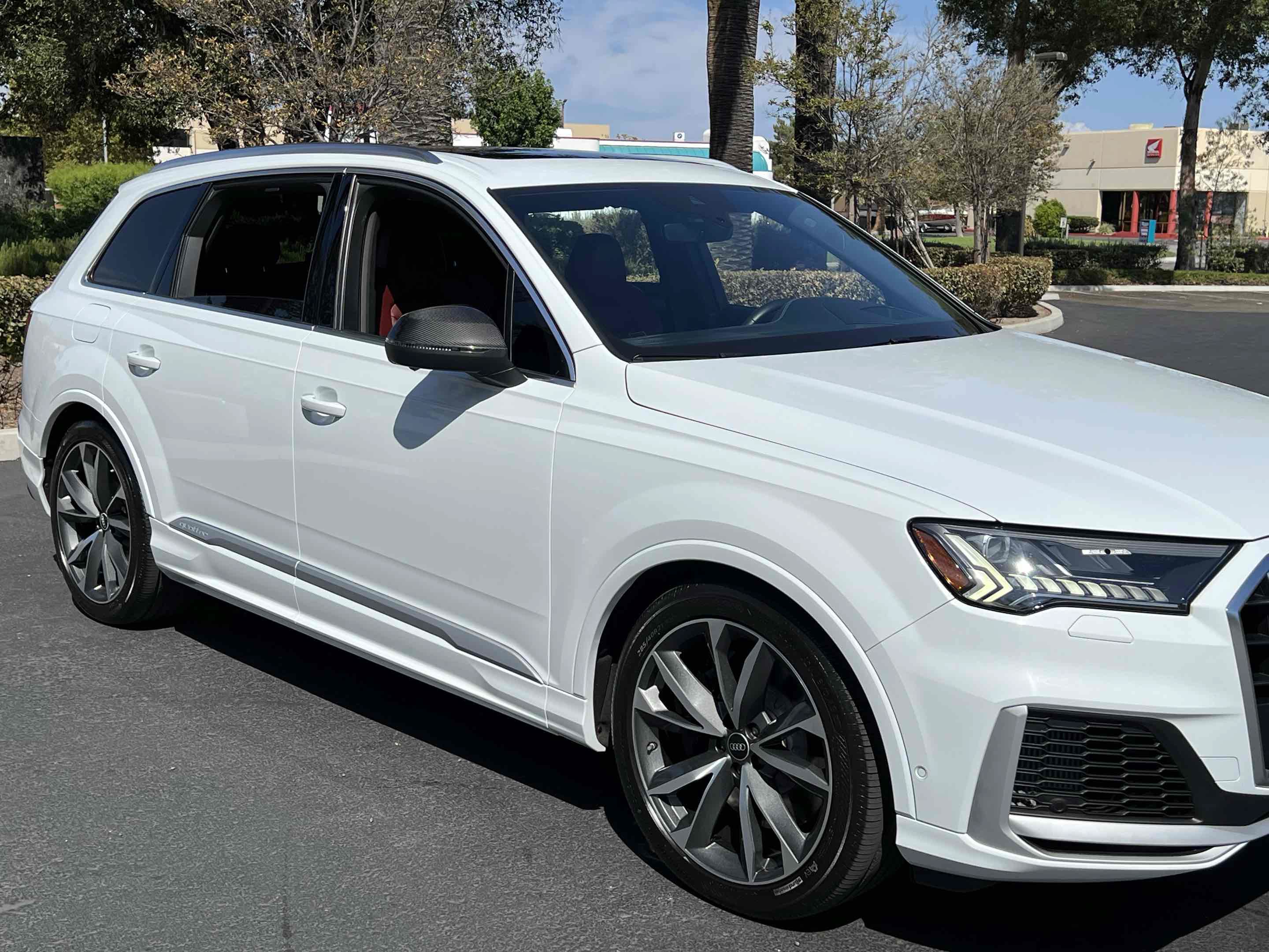 Used 2022 Audi SQ7 Prestige w/ Prestige Package AWD/4WD image 42