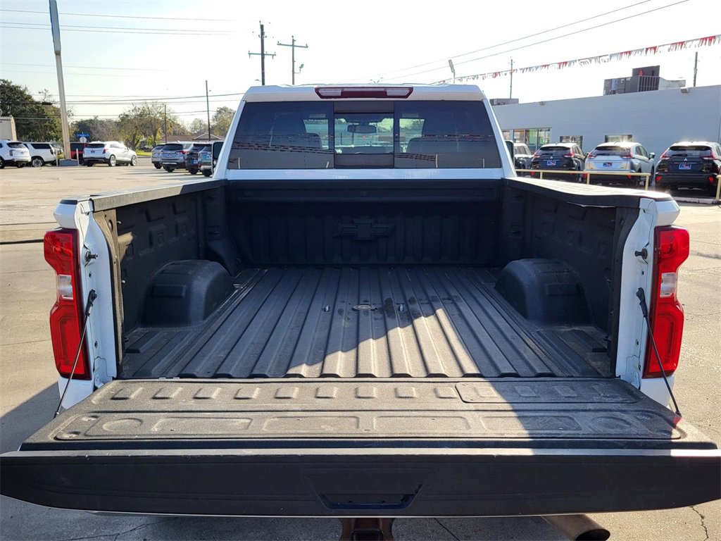 Used 2020 Chevrolet Silverado 2500 LTZ w/ LTZ Convenience Package image 32