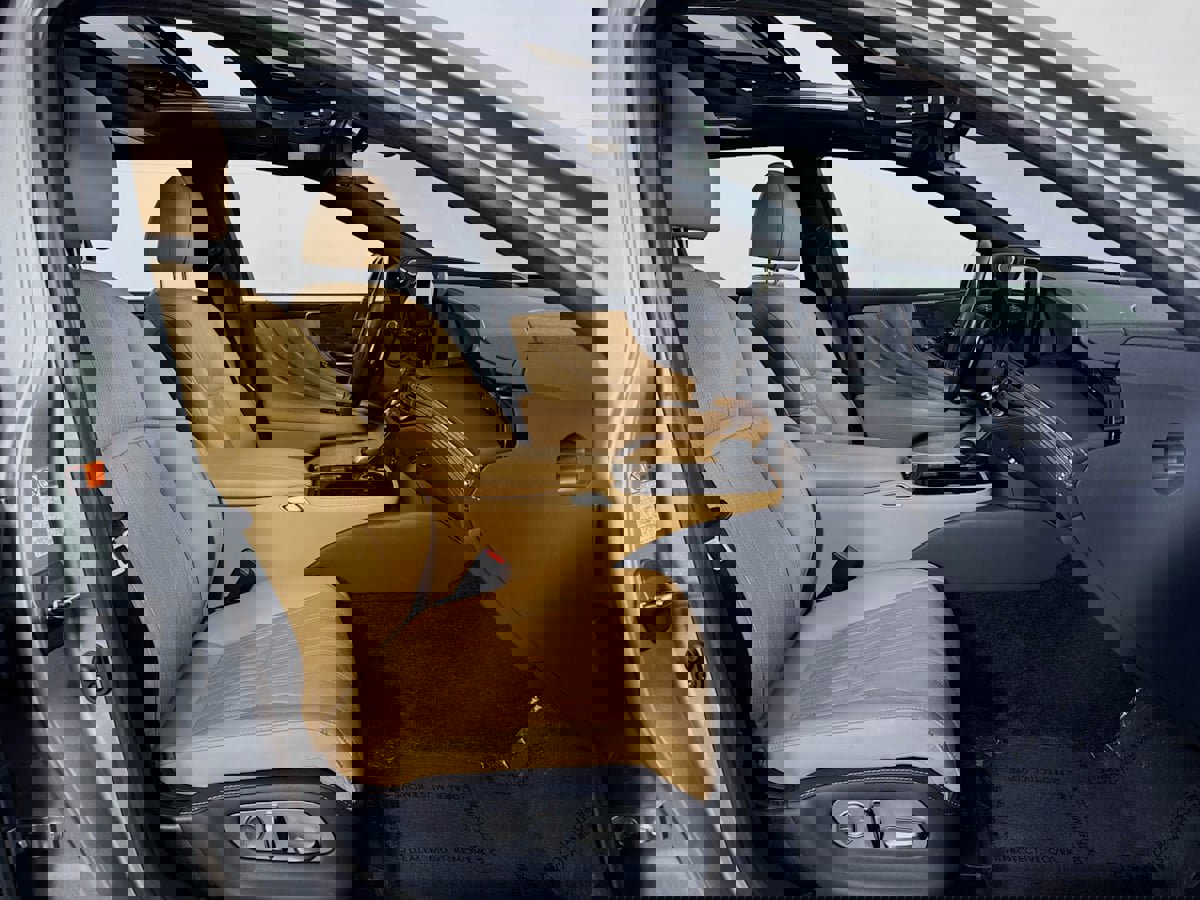 Used 2024 Lexus LS 500 w/ Interior Upgrade Package image 36