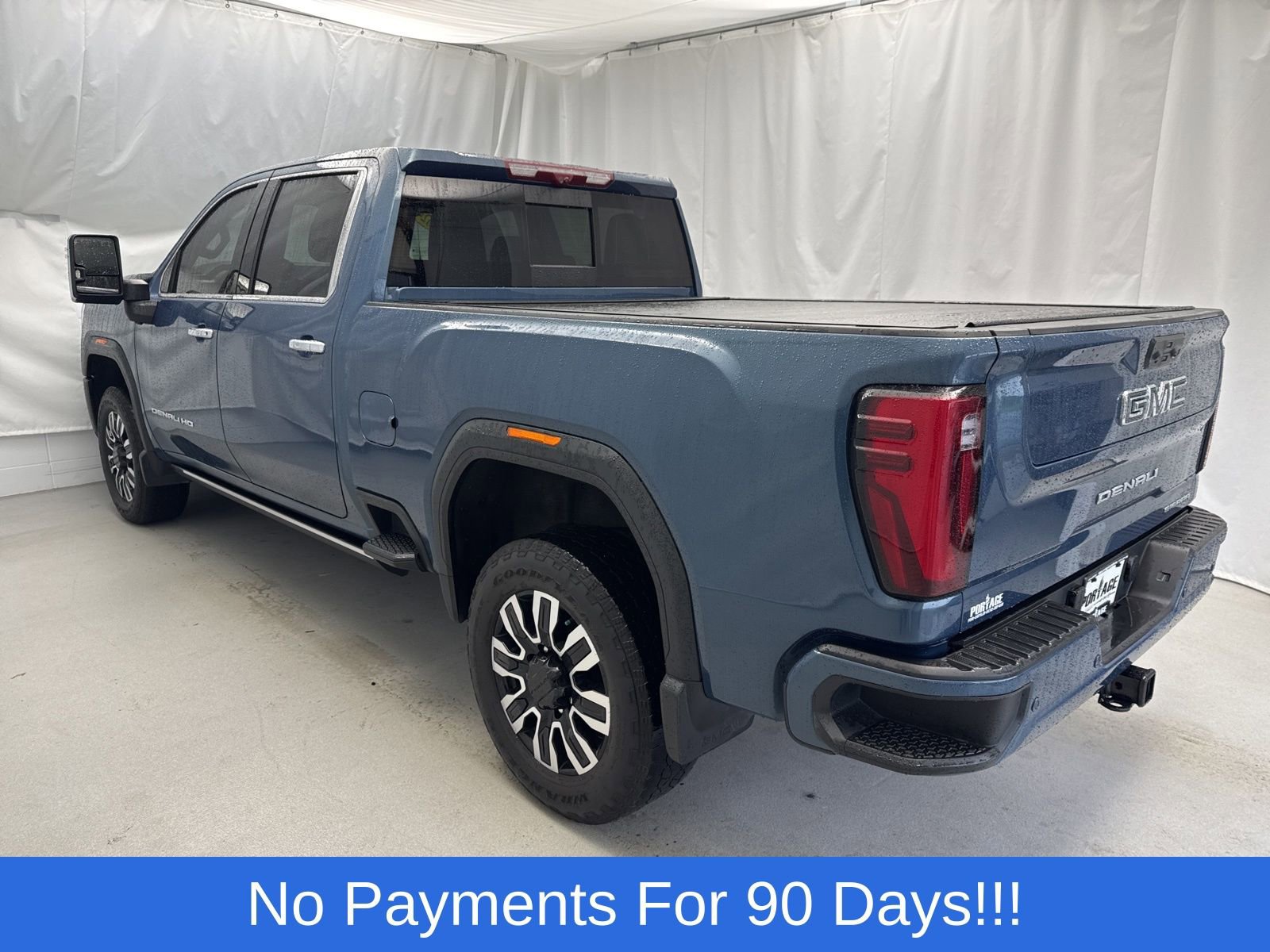 Used 2024 GMC Sierra 3500 Denali Ultimate image 6