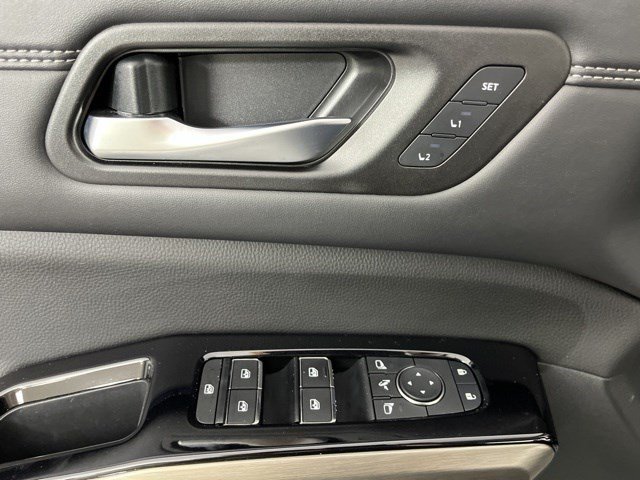 Used 2023 Nissan Pathfinder Platinum w/ Cargo Package AWD/4WD image 29