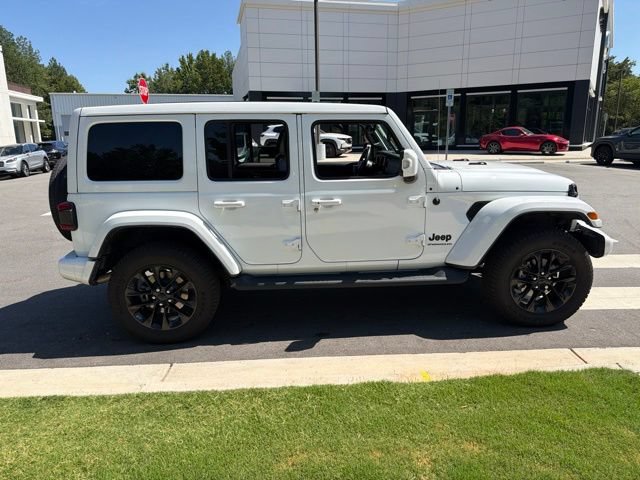 Used 2023 Jeep Wrangler Unlimited Sahara AWD/4WD image 6