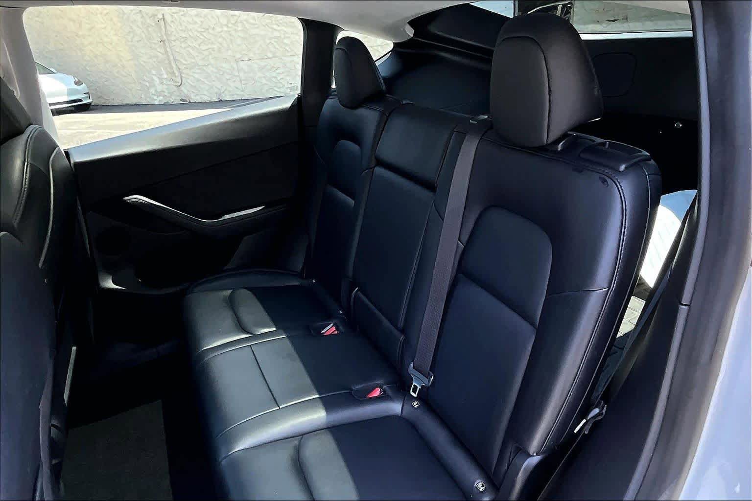 Used 2021 Tesla Model Y Long Range image 20