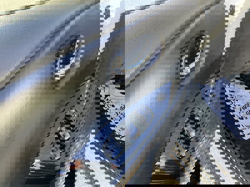 Used 2014 Nissan Leaf SL w/ Premium Package image 16