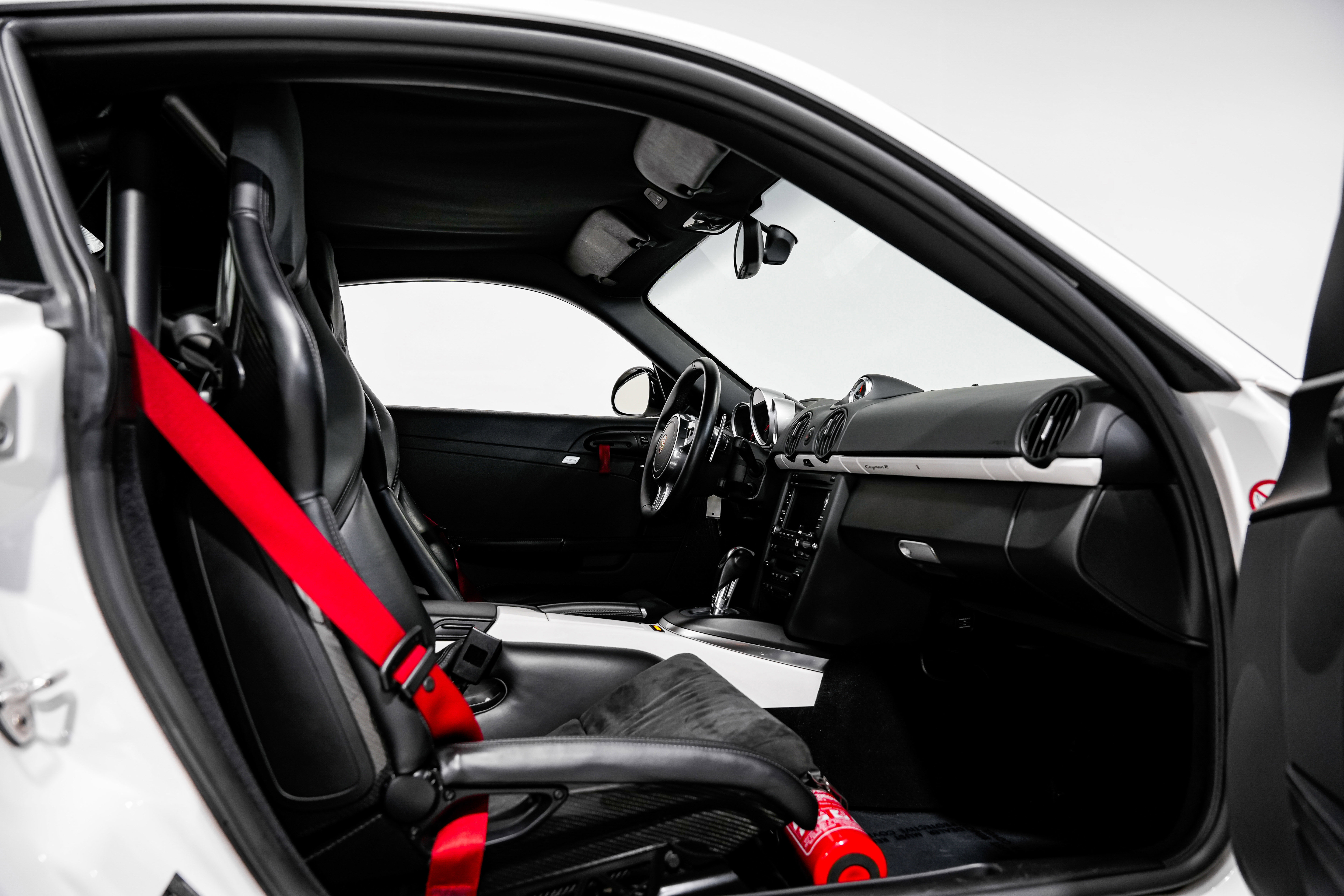 Used 2012 Porsche Cayman R image 27