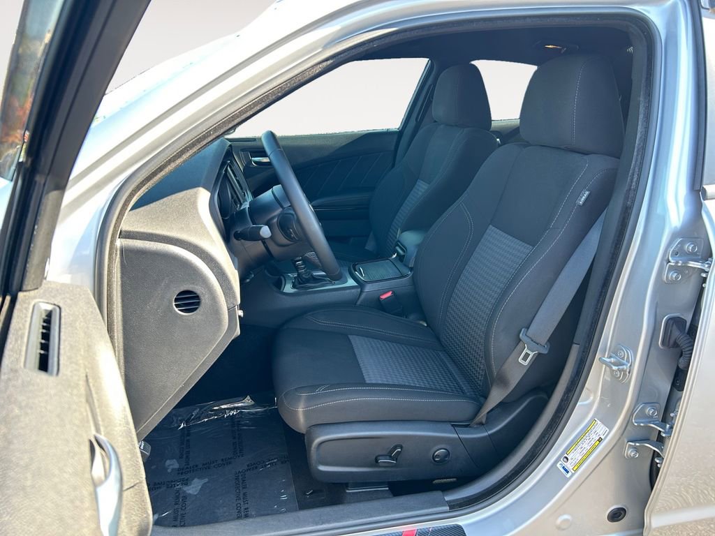 Used 2023 Dodge Charger SXT w/ Blacktop Package RWD image 7