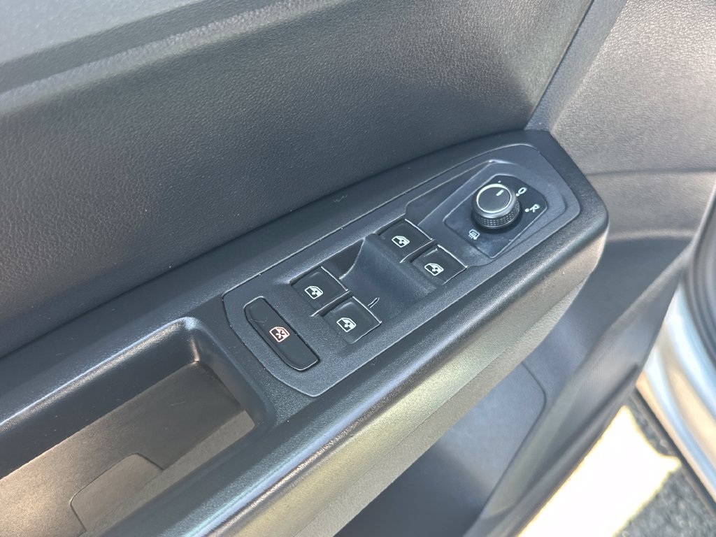 Used 2018 Volkswagen Atlas SE AWD/4WD image 13
