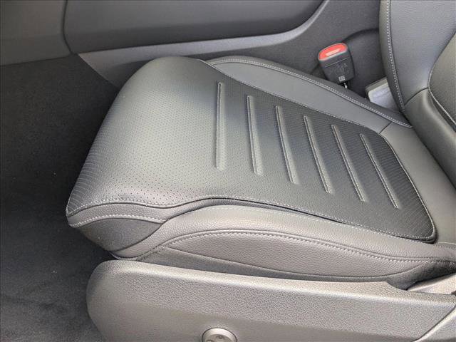 New 2026 Mercedes-Benz GLC 300 4MATIC image 4