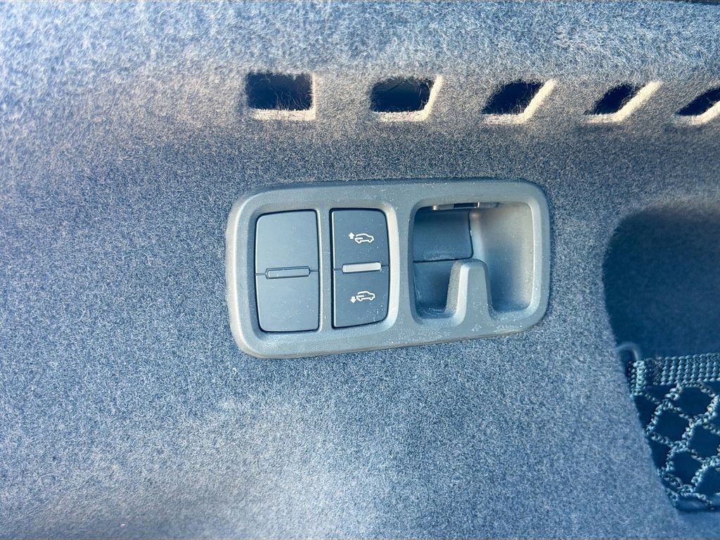 Used 2023 Audi RS Q8 image 53