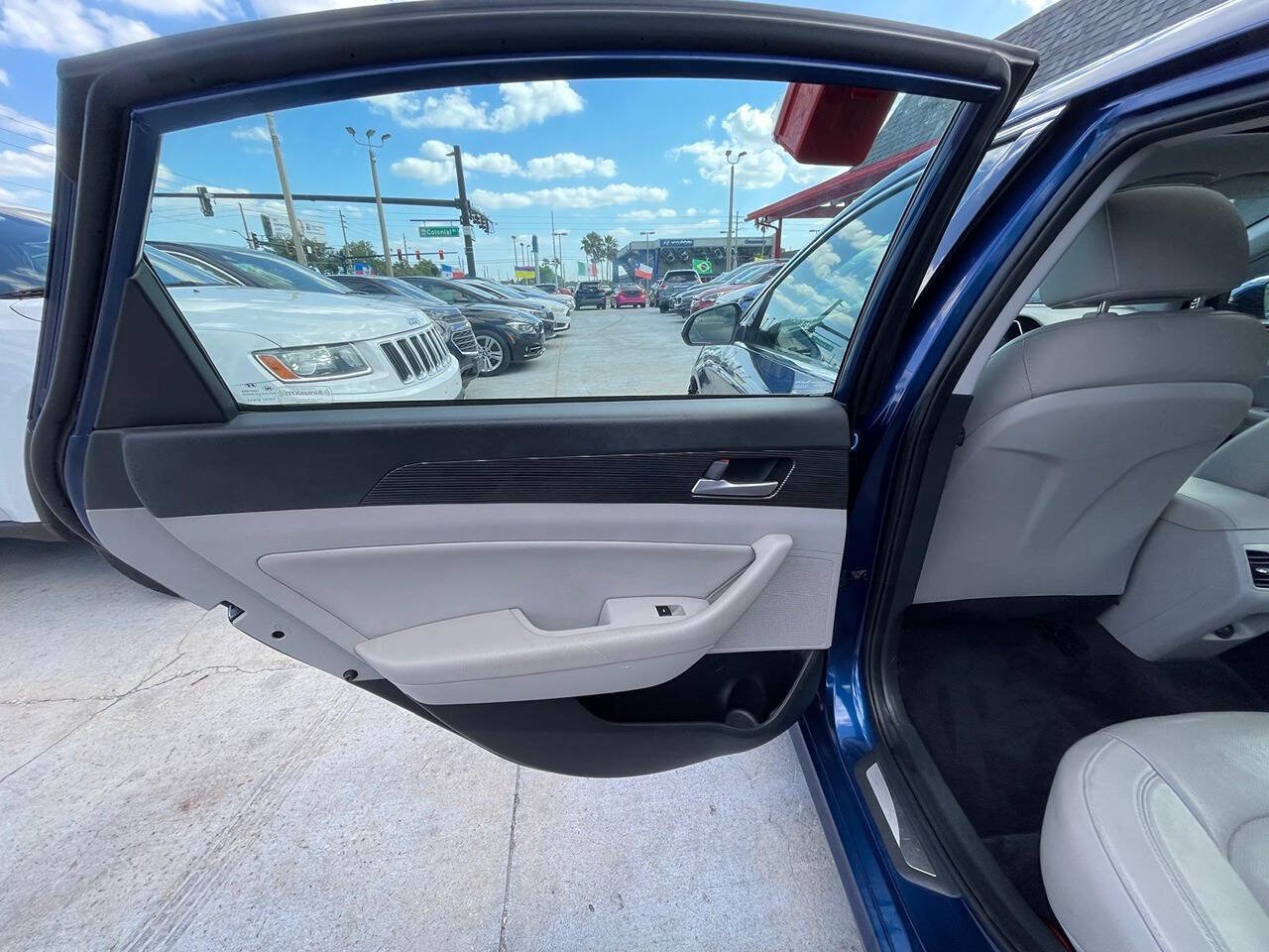 Used 2018 Hyundai Sonata Limited FWD image 8