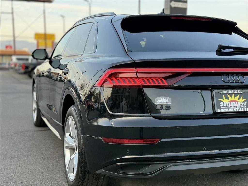 Used 2022 Audi Q8 Prestige w/ Prestige Package AWD/4WD image 12