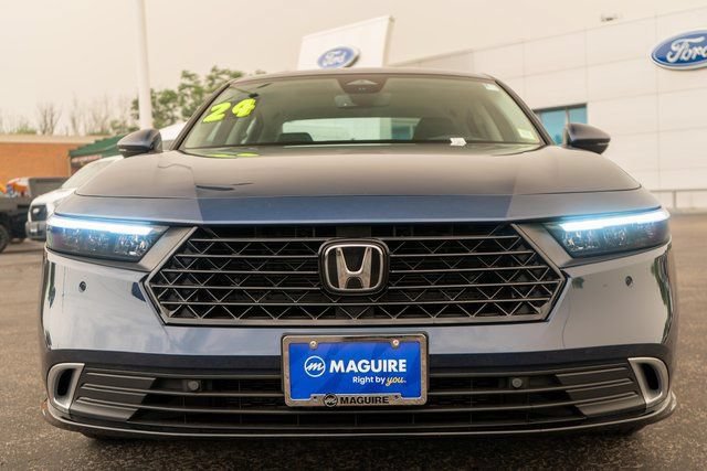 Used 2024 Honda Accord Touring image 3