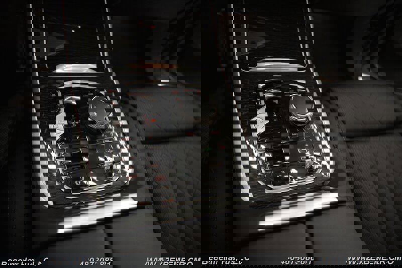 Used 2023 BMW X7 M60i w/ Climate Comfort Package image 38