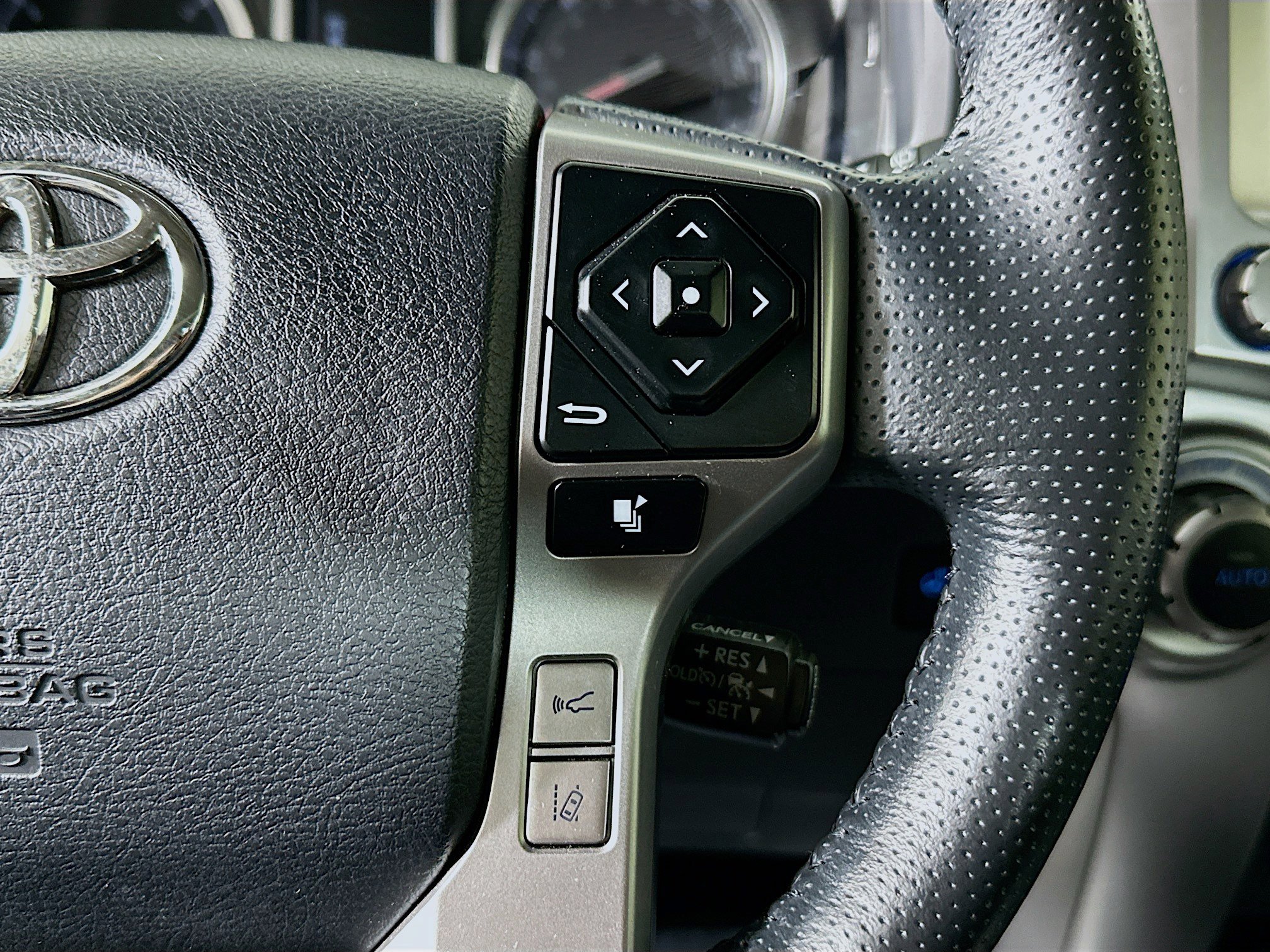 Used 2024 Toyota 4Runner Limited image 17