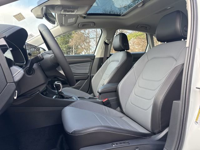New 2026 Volkswagen Jetta SEL image 10
