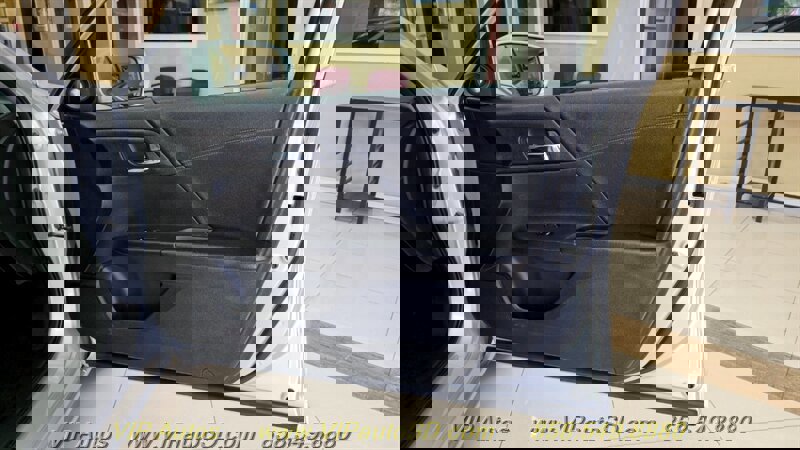 Used 2013 Honda Accord EX-L image 9