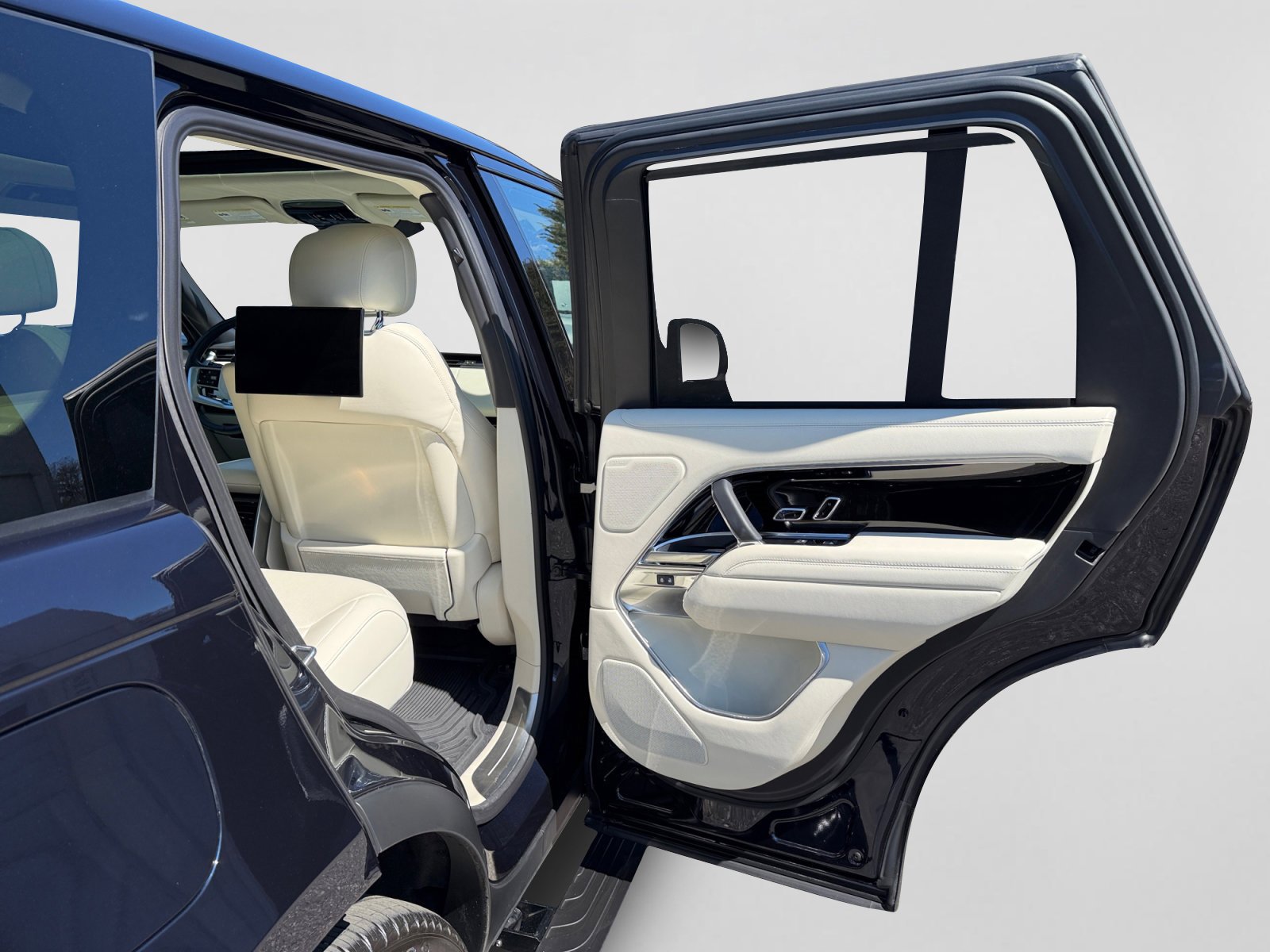 Certified 2023 Land Rover Range Rover Autobiography image 21