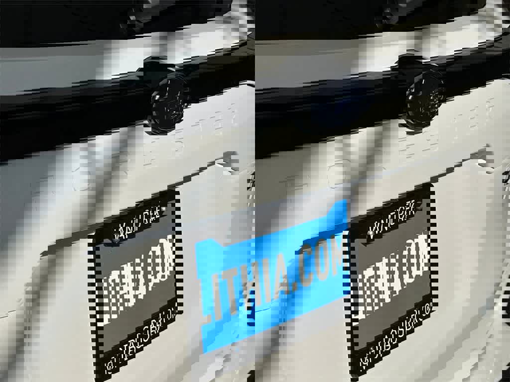 New 2025 Subaru Forester Touring image 7